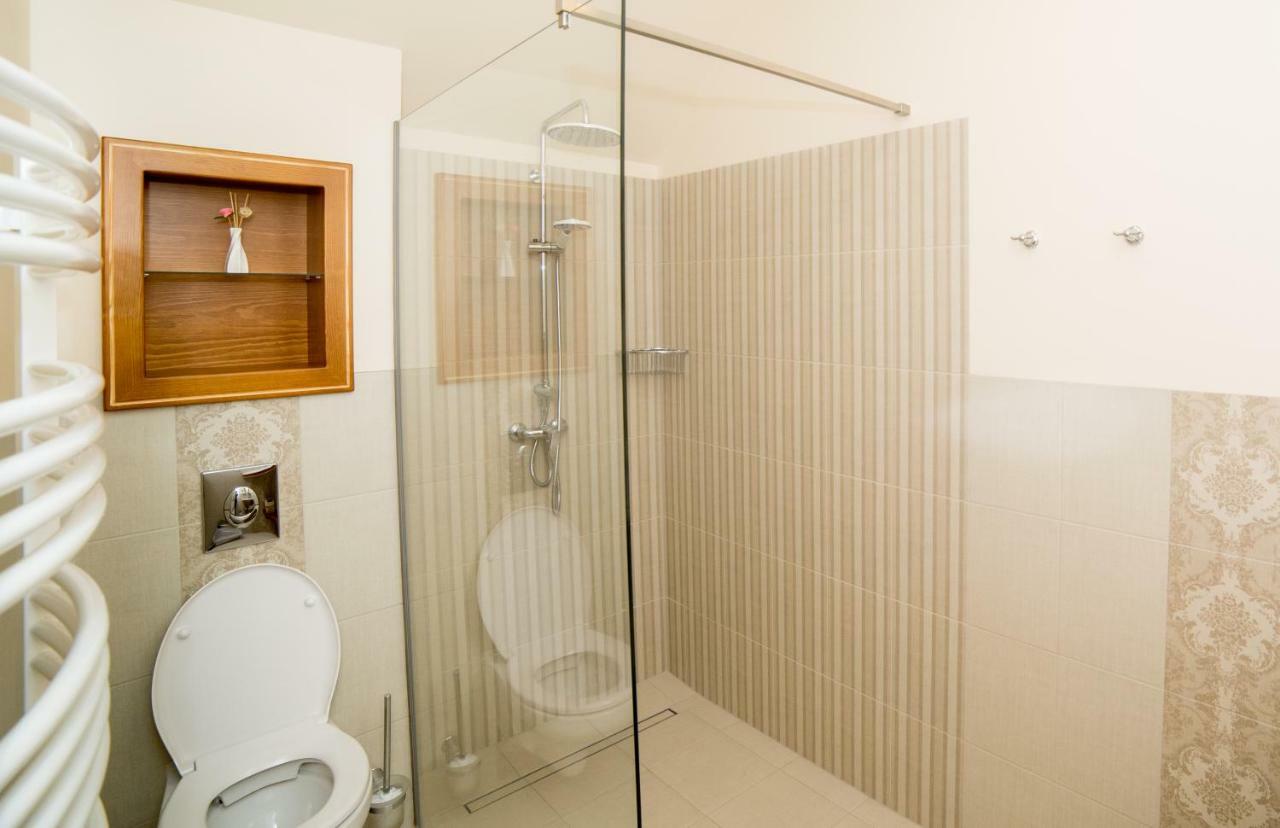 Apartamenty Romanowka Raszow Luaran gambar